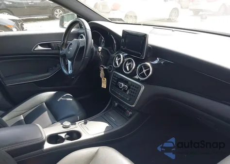 2014 Mercedes-Benz Cla 250 z USA, uszkodzony, nr VIN WDDSJ4EB0EN062618